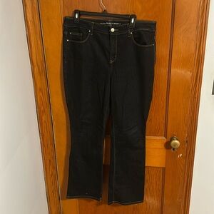 Chico’s Size 2 Platinum Barely Boot Dark Wash Jeans